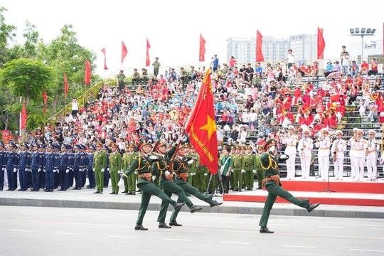 Tổng duyệt diễu hành kỷ niệm 70 năm Ngày giải phóng Hải Phòng