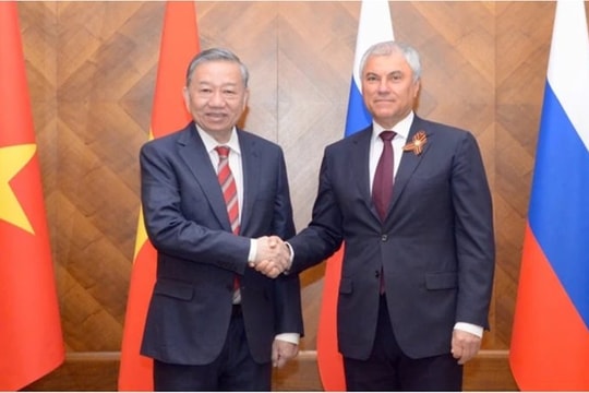 Tổng Bí thư Tô Lâm hội kiến Chủ tịch Duma Quốc gia Liên bang Nga