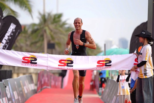 IRONMAN 70.3 Đà Nẵng 2025 khởi tranh, bước vào cuộc đua khốc liệt