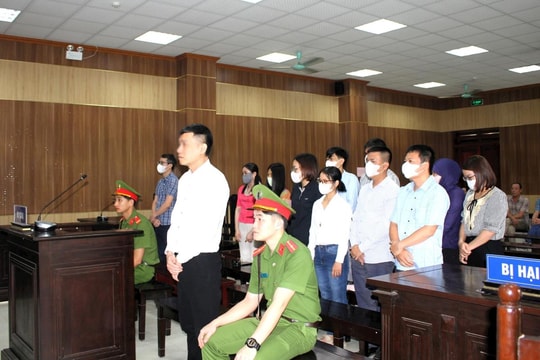 Xét xử 44 bị cáo trong vụ án đưa, nhận hối lộ lớn nhất ở Thanh Hóa