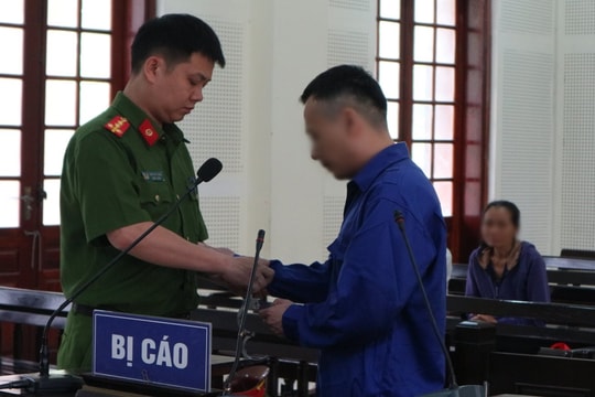 Giả danh cán bộ nhà nước để lừa đảo