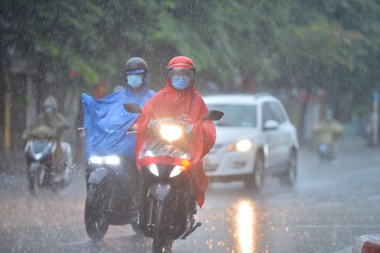 Thời tiết hôm nay 13/5: Miền Bắc tăng nhiệt