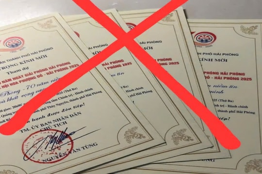 Xử lý hai trường hợp rao bán Giấy mời Lễ hội Hoa Phượng Đỏ