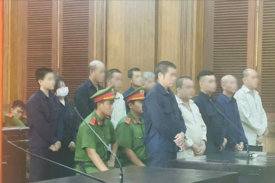 Tổ chức sản xuất, buôn bán thuốc chữa bệnh giả quy mô lớn