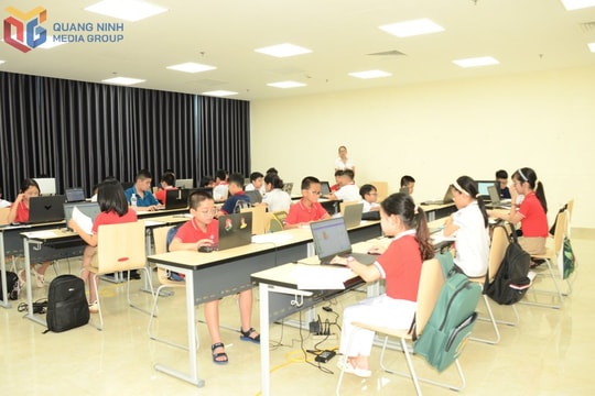 Quảng Ninh đạt chuẩn phổ cập giáo dục tiểu học và trung học cơ sở mức độ 3