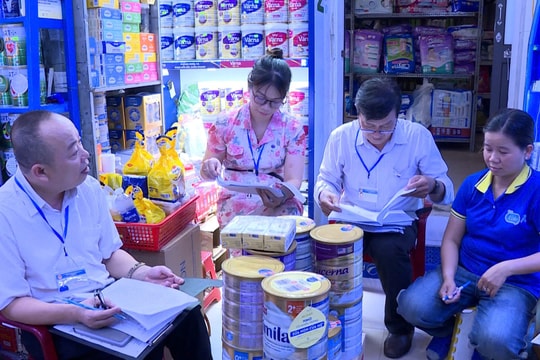 Tăng cường kiểm tra các cơ sở kinh doanh sữa, thực phẩm chức năng và bếp ăn tập thể