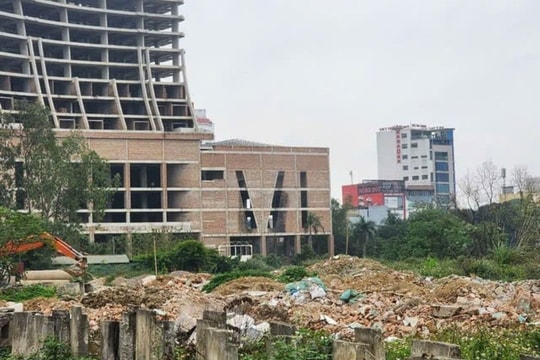 Tuýt còi hàng trăm dự án chậm tiến độ