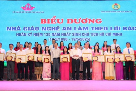 Biểu dương nhà giáo Nghệ An làm theo lời Bác
