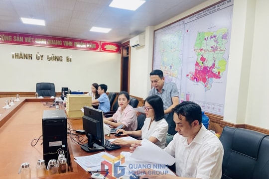 TP Uông Bí đi đầu trong triển khai số hóa tài liệu lưu trữ trong cơ quan Đảng