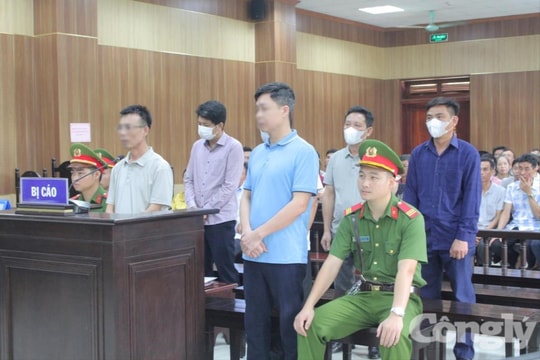 Hình ảnh phiên tòa xét xử cựu Chủ tịch, Phó Chủ tịch UBND huyện Quảng Xương