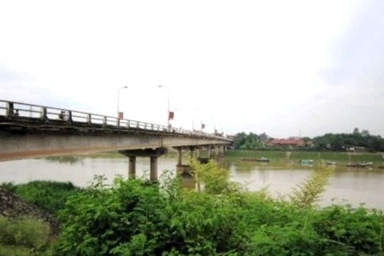 Kịp thời ngăn chặn 5 vụ nhảy cầu tự tử