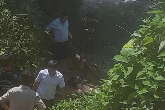 Bàng hoàng phát hiện thi thể đôi nam nữ ở thác Trăng