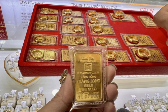 Giá vàng hôm nay 17/5: Vàng nhẫn quay đầu giảm