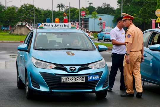 238 thí sinh đầu tiên thi sát hạch lái xe do Công an Thái Nguyên tổ chức