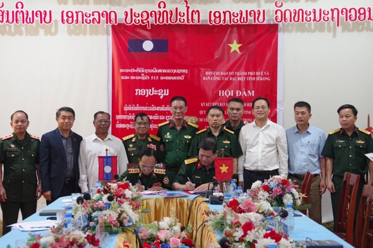 Hội đàm về công tác tìm kiếm, quy tập hài cốt liệt sĩ Việt Nam hy sinh trên chiến trường Lào