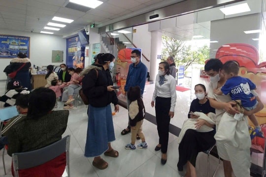 Khuyến cáo phòng dịch Covid-19 giữa nguy cơ tái bùng phát từ khu vực