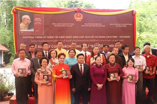 Lễ ra mắt cuốn sách song ngữ Việt - Thái mang tên “Bác Hồ ở Thái Lan”