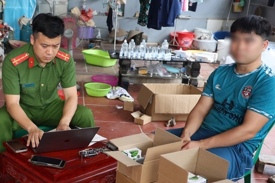 Khởi tố chủ cơ sở sản xuất mỹ phẩm giả, bán cả trăm nghìn đơn hàng ra thị trường