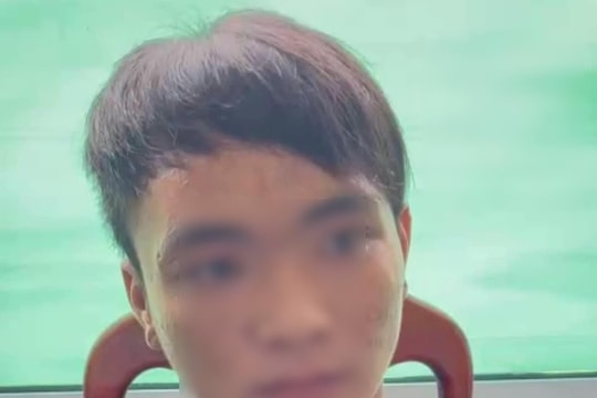 Kẻ nửa đêm đột nhập cửa hàng trộm Iphone ra đầu thú