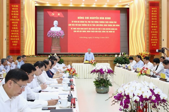 Phó Thủ tướng Thường trực Nguyễn Hòa Bình làm việc với 3 tỉnh Lâm Đồng, Bình Thuận và Đắk Nông