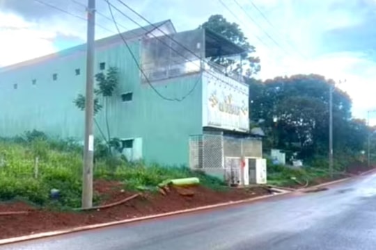 Truy tìm hung thủ đâm chết người ở quán karaoke