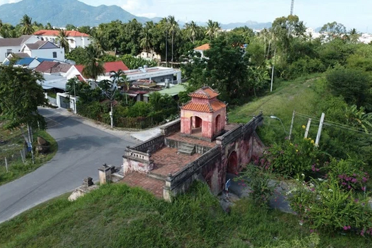 Đề xuất xếp hạng Thành cổ Diên Khánh là Di tích quốc gia đặc biệt