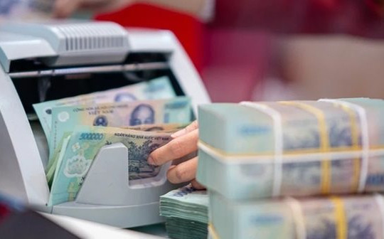 Lượng tiền gửi của khách hàng cá nhân tăng 4,26%