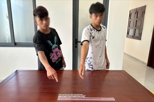 Bắt 2 đối tượng cướp tài sản của học sinh