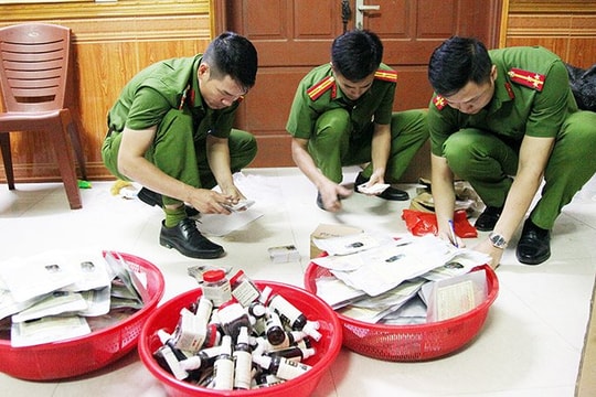 Phát hiện hai nhóm làm giả thuốc đông y bán trên Facebook ở Thái Nguyên