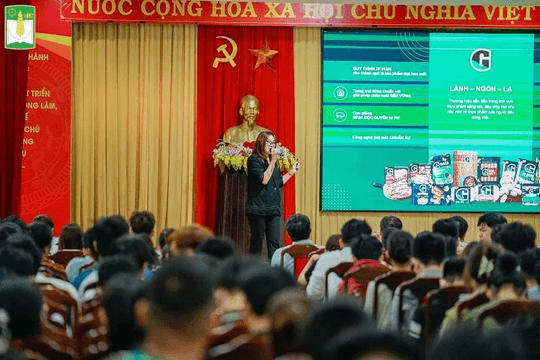 Hơn 2.700 lao động tại Ngày hội việc làm của Trường Đại học Nông lâm Huế