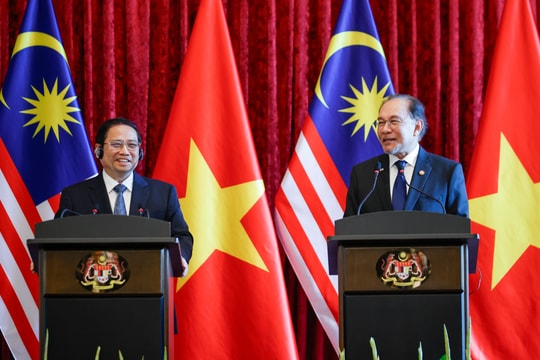 Thủ tướng Malaysia: Việt Nam đang trải qua những bước tiến lịch sử về kinh tế