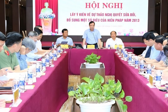 Thanh Hóa lấy kiến về dự thảo Nghị quyết sửa đổi, bổ sung một số điều của Hiến pháp