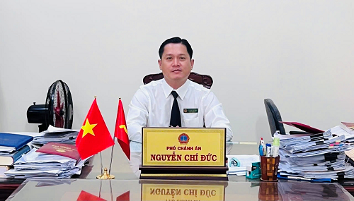 Vị Thẩm phán giữ ngọn lửa công lý