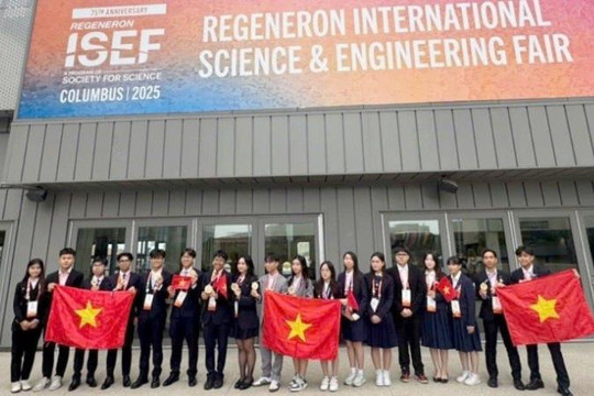 Miễn thi tốt nghiệp THPT với 11 học sinh tham dự ISEF 2025