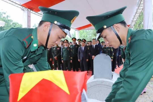 Lễ truy điệu, tiễn đưa 21 hài cốt liệt sĩ về đất mẹ thiêng liêng