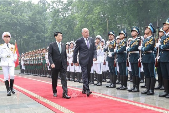 Chủ tịch nước Lương Cường chủ trì lễ đón chính thức Tổng thống Hungary