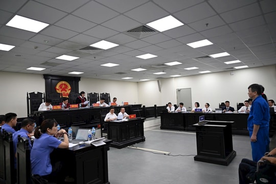 Cựu Phó Vụ trưởng Bộ Công Thương cùng các bị cáo mong được khoan hồng