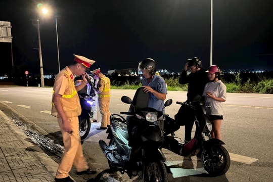 Xuyên đêm lập chốt kiểm tra, truy tìm nghi phạm cướp ngân hàng ở Quảng Ninh