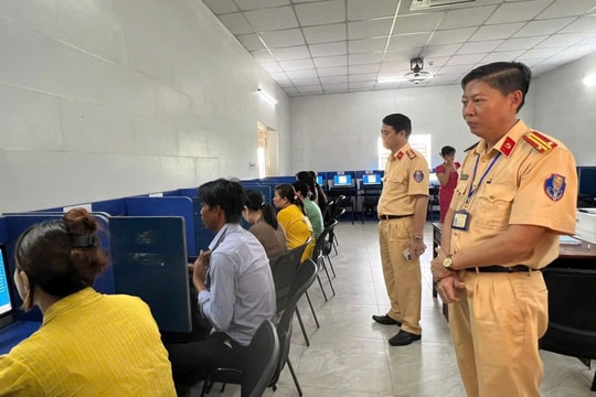 Bình Dương khai mạc kỳ sát hạch cấp giấy phép lái xe