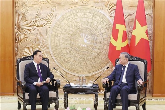 Tổng Bí thư Tô Lâm tiếp Chánh Văn phòng Trung ương Đảng Nhân dân Cách mạng Lào