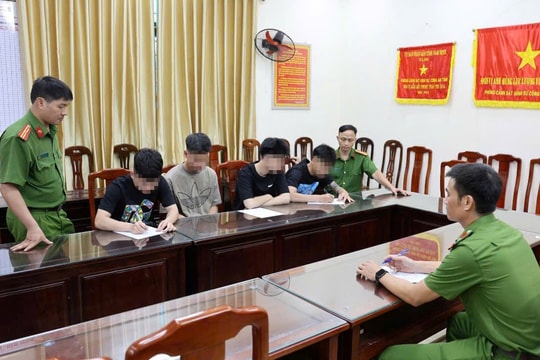 Tạm giữ nhóm thanh niên điều khiển xe máy tốc độ cao, quay clip đăng lên mạng