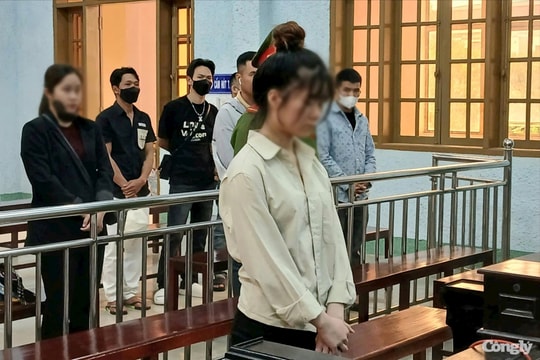 Mâu thuẫn trên mạng xã hội, nữ sinh lớp 12 đâm tử vong nữ sinh lớp 11