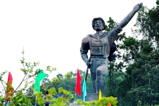 Kỷ niệm 60 năm Ngày chiến thắng Ba Gia lịch sử