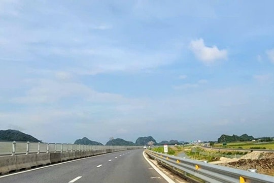 Dự kiến chi 1.555 tỷ đầu tư mở rộng cao tốc đoạn Yên Bái - Lào Cai
