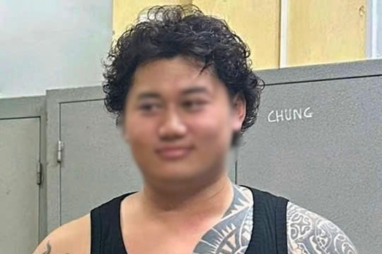 Huấn luyện viên thể hình tấn công CSGT khi bị ra hiệu lệnh dừng xe