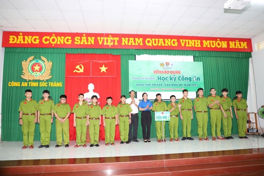 Chương trình trải nghiệm “Học kỳ Công an” tỉnh Sóc Trăng lần thứ III