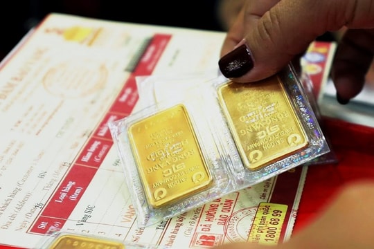Giá vàng hôm nay 4/6: Biến động trái chiều
