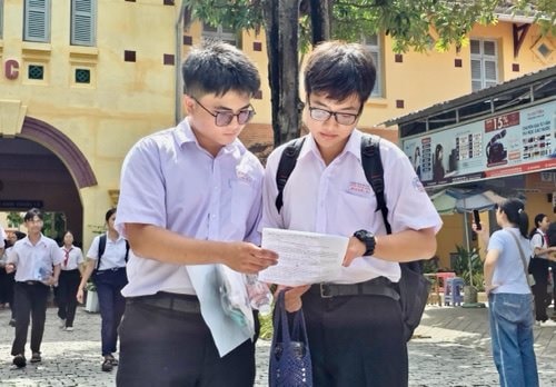 Hơn 11.000 học sinh TP Cần Thơ bước vào kỳ thi tuyển sinh lớp 10