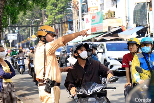 CSGT TP.HCM nhiệt tình hỗ trợ kỳ thi lớp 10