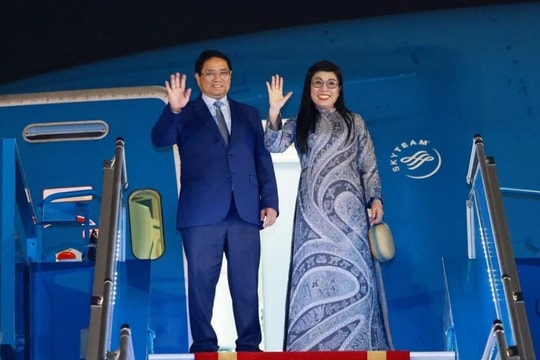 Thủ tướng Chính phủ lên đường bắt đầu chuyến công tác tại châu Âu